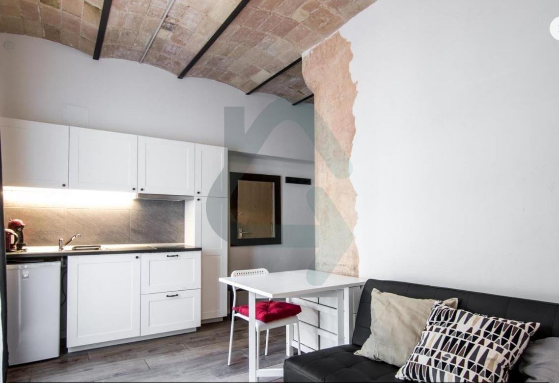 Cozy Apartment In Sants Barcelona Exterior foto